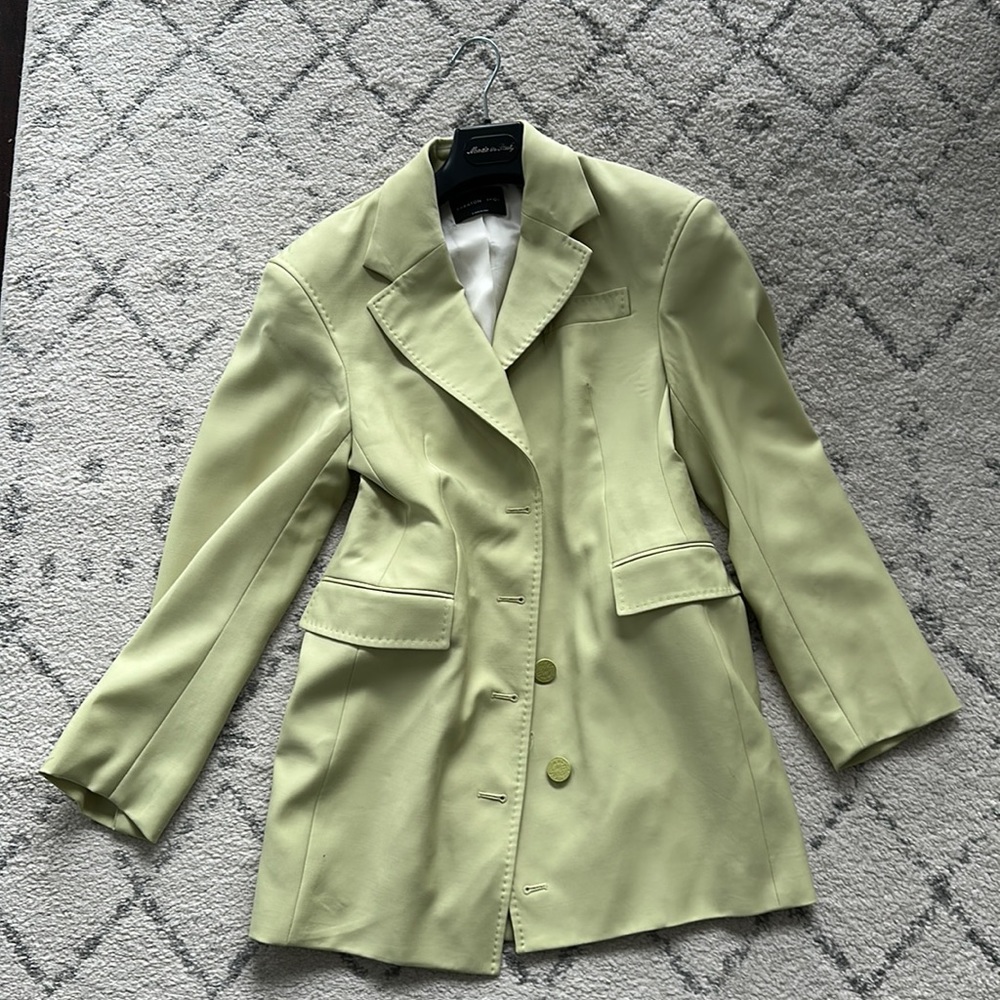 Aritzia Babaton Blazer - Size 6 Lime Green
